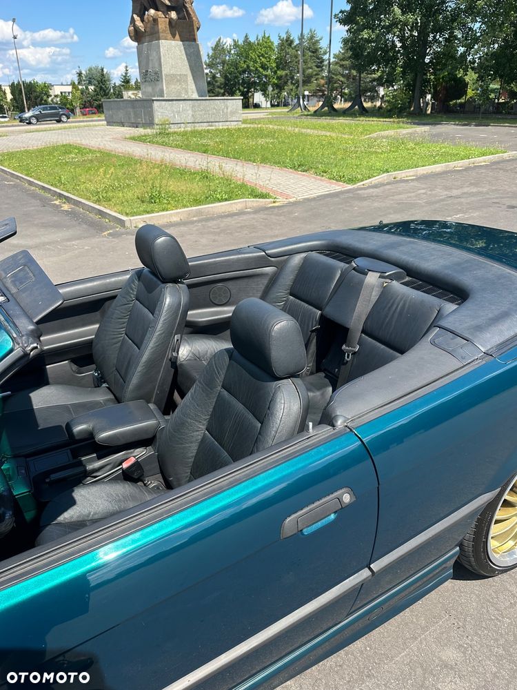 BMW Seria 3 318i - 14