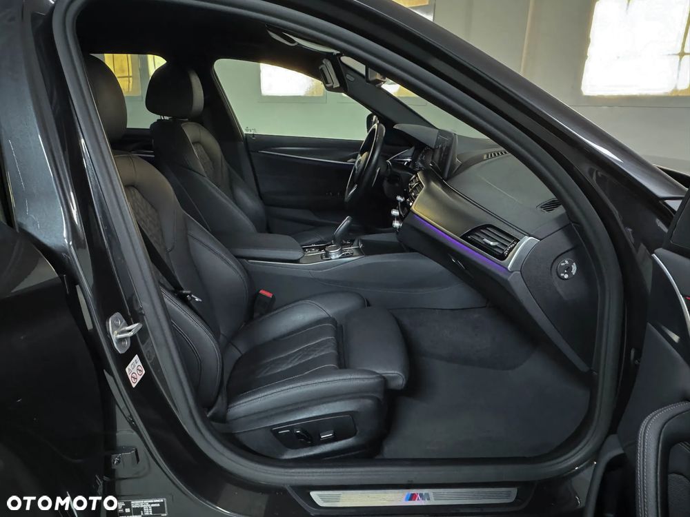 BMW Seria 5 520d M Sport Edition - 23