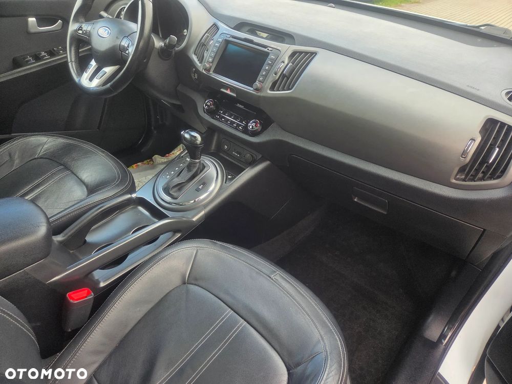Kia Sportage 2.0 CRDI 4WD Automatik Vision - 12