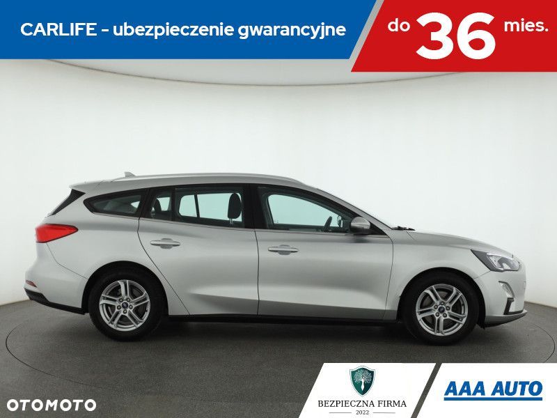 Ford Focus SW - 8