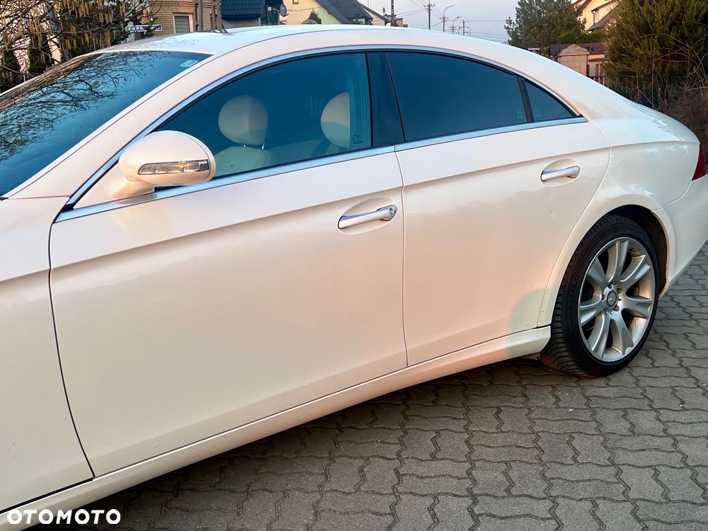 Mercedes-Benz CLS - 4