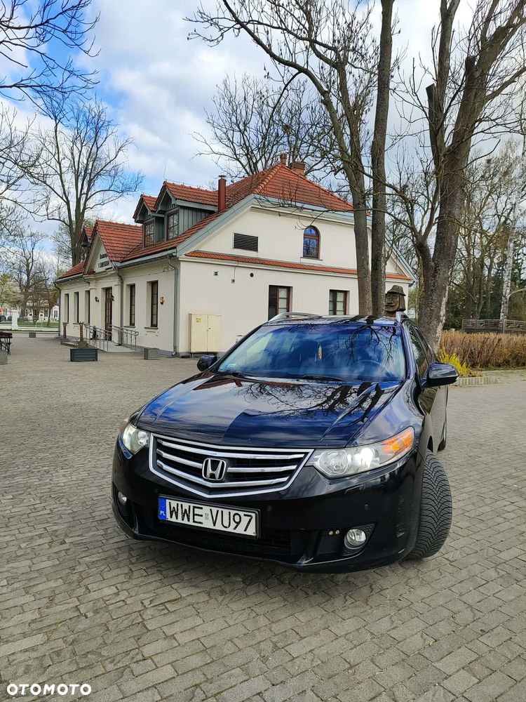 Honda Accord 2.0 Executive - 8