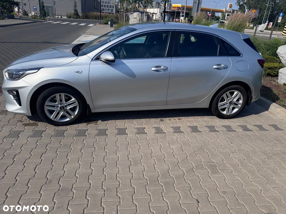 Kia Ceed 1.6 CRDi mHEV M - 8