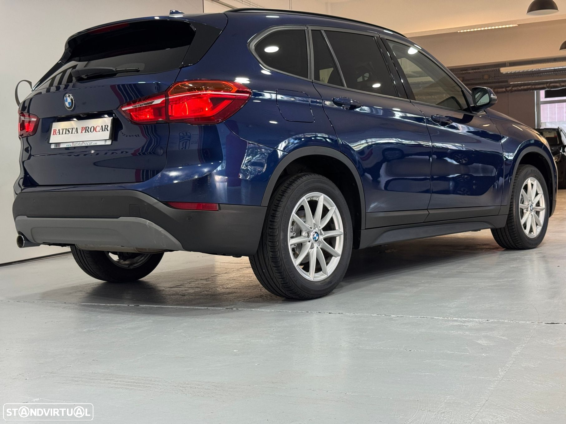 BMW X1 16 d sDrive Advantage - 17
