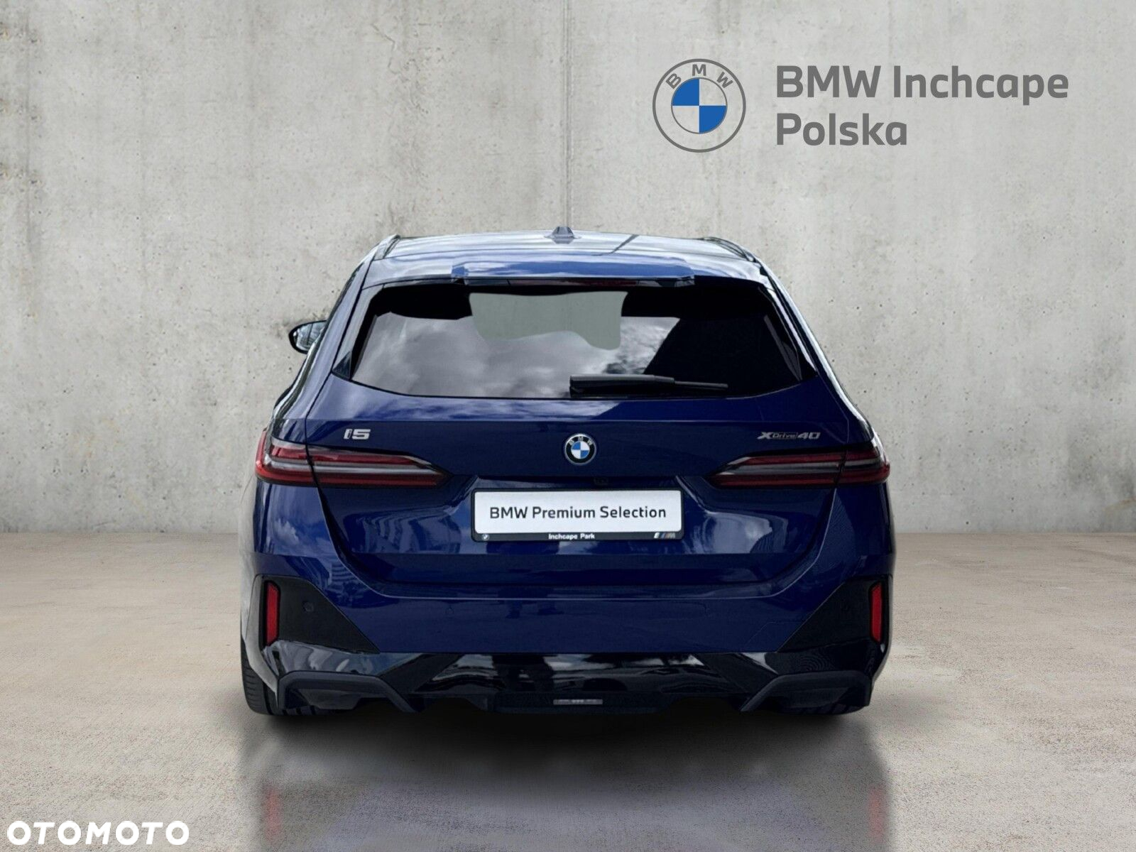BMW i5 - 4