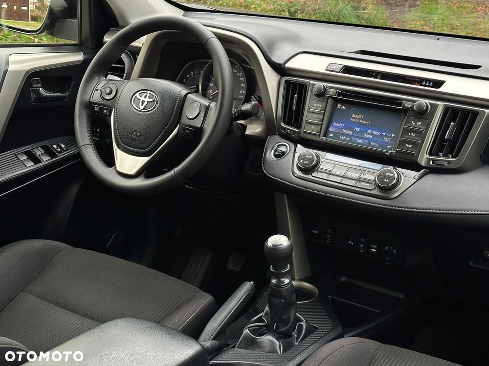 Toyota RAV4 - 19