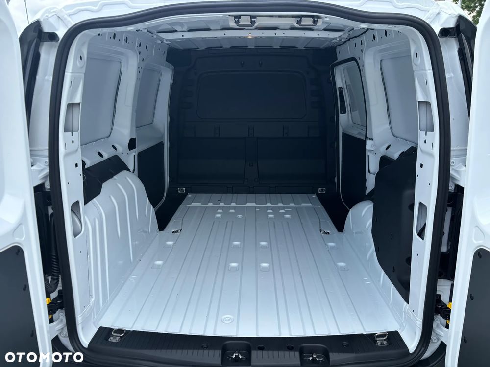 Ford Transit Connect - 8