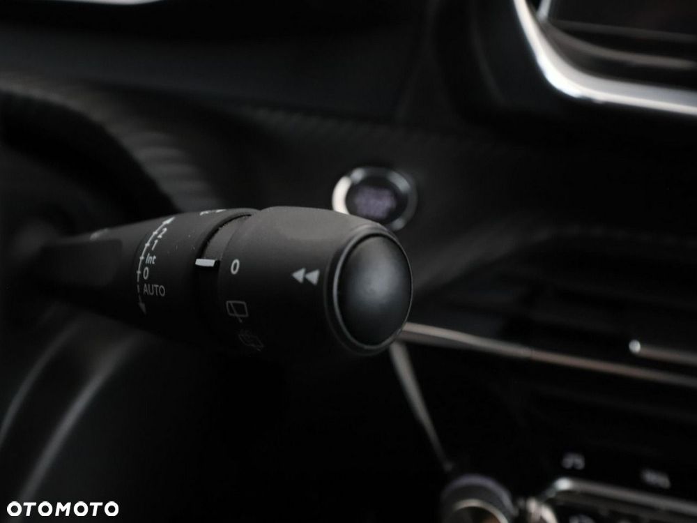 Peugeot 2008 Allure - 36