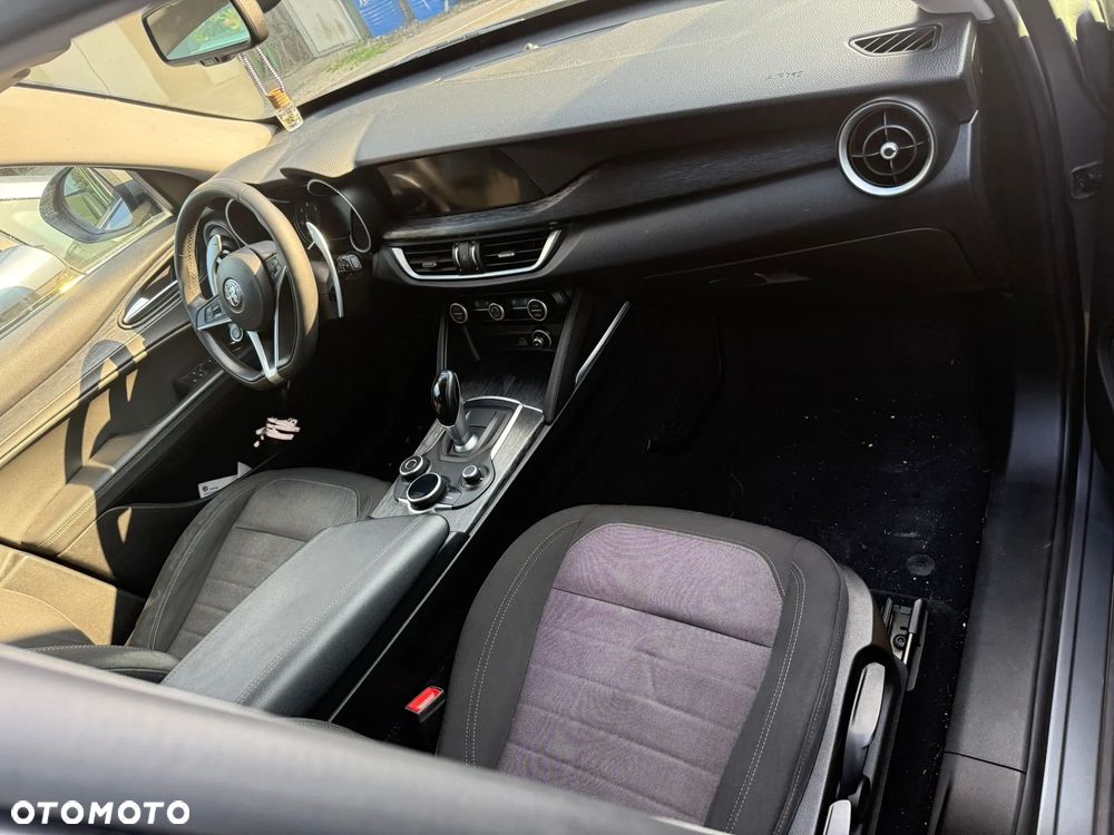 BMW X1 sDrive18d Sport Line - 22