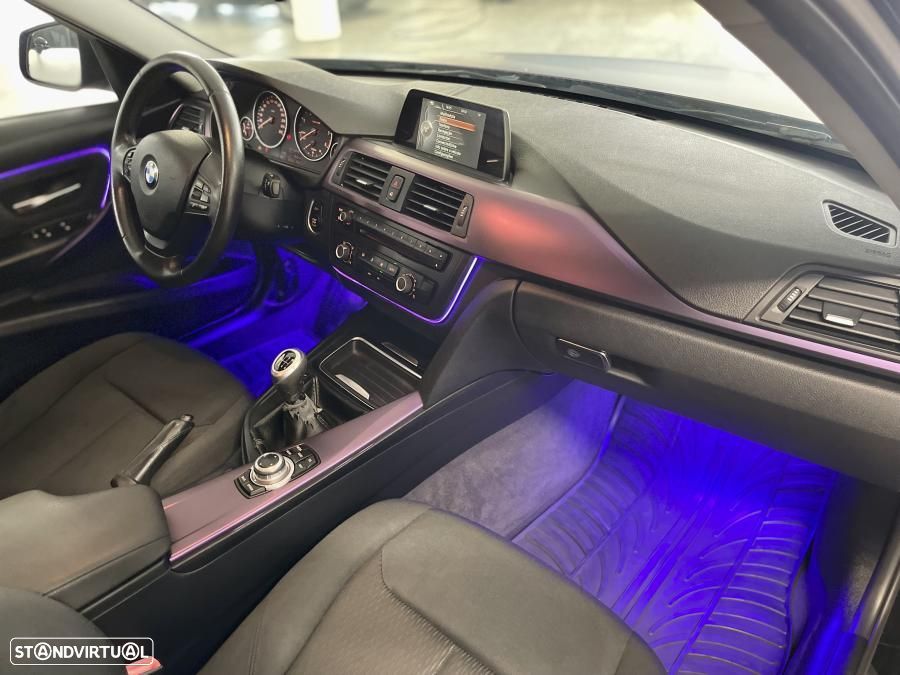 BMW 320 d Touring ED Advantage - 26