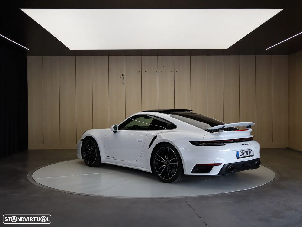 Porsche 911 (992) Turbo S PDK - 4