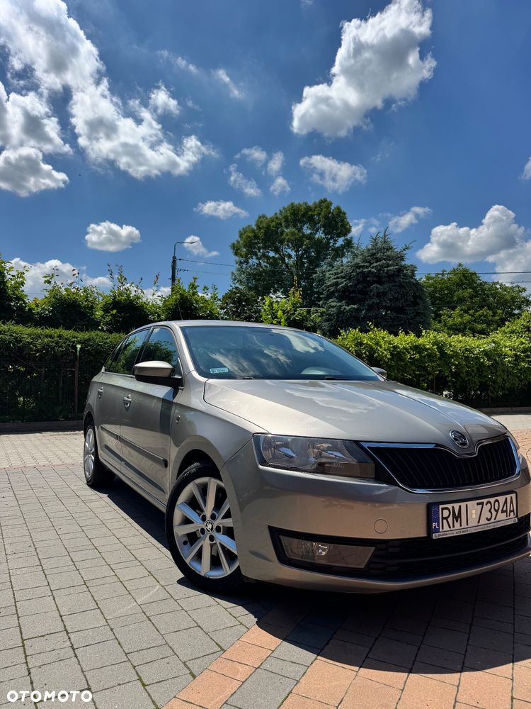 Skoda RAPID 1.6 TDI DSG Ambition - 16
