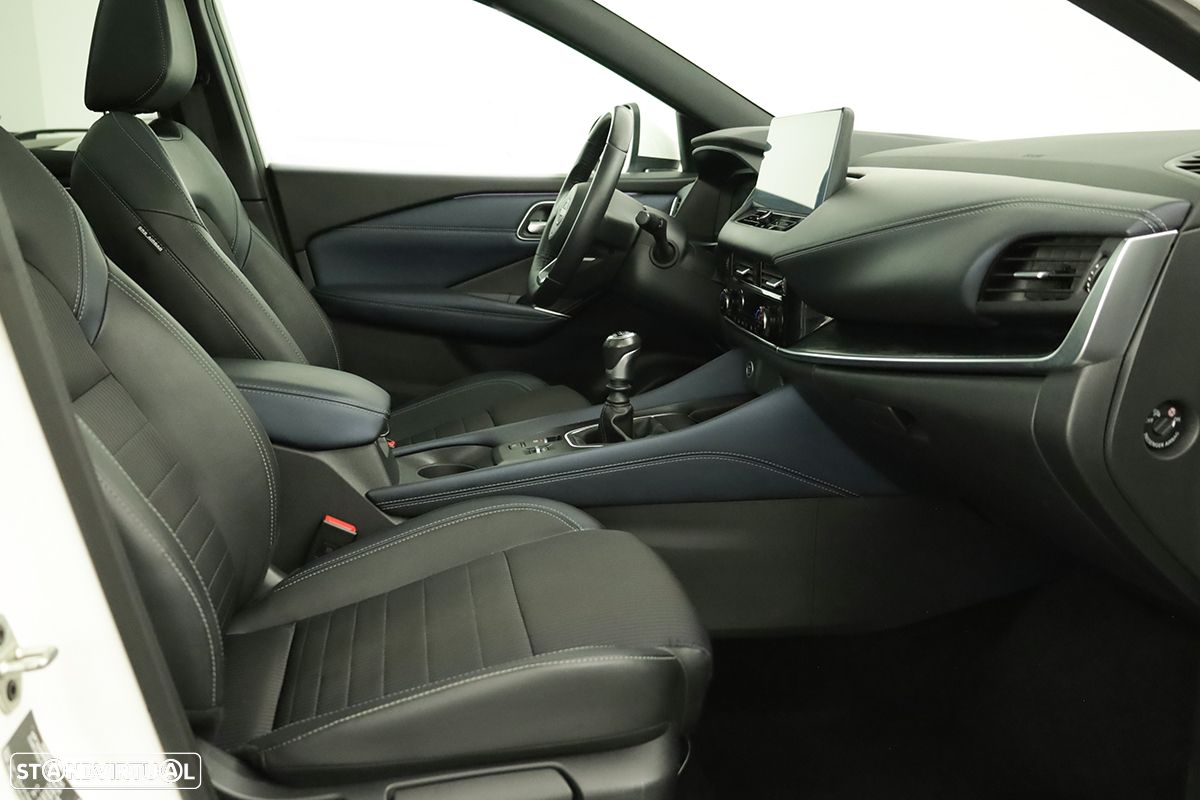 Nissan Qashqai 1.3 DIG-T Tekna SKY - 21