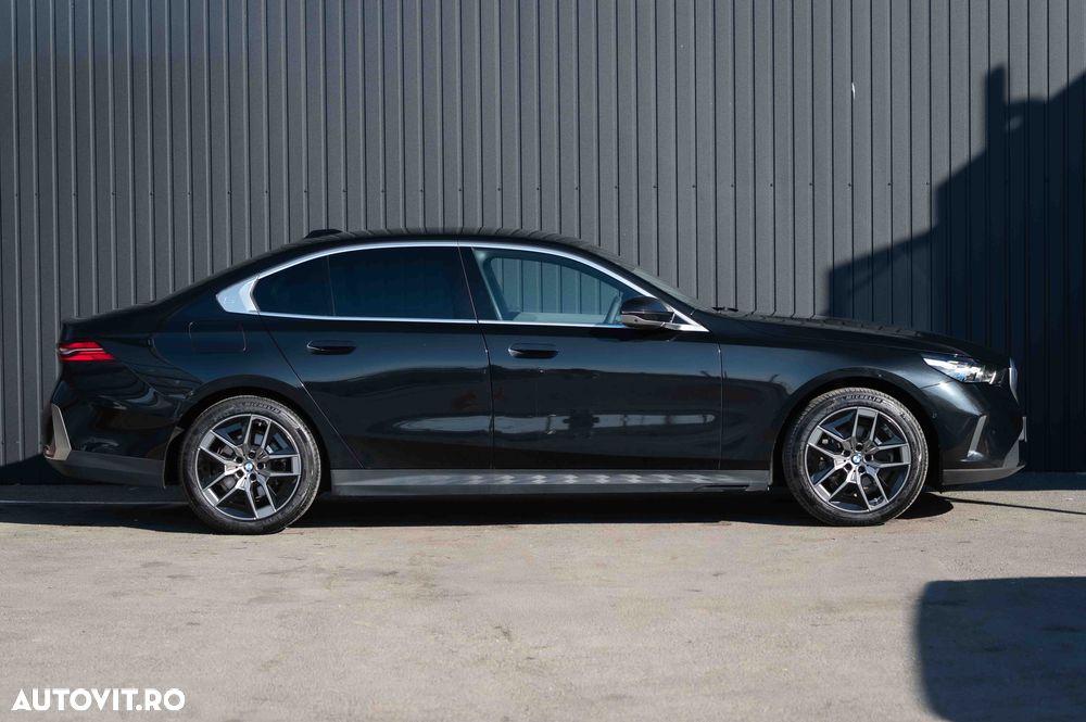 BMW Seria 5 520d xDrive Aut. - 4