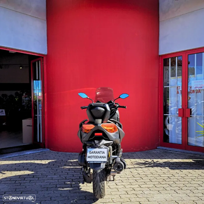 Yamaha X-Max 125 - 4