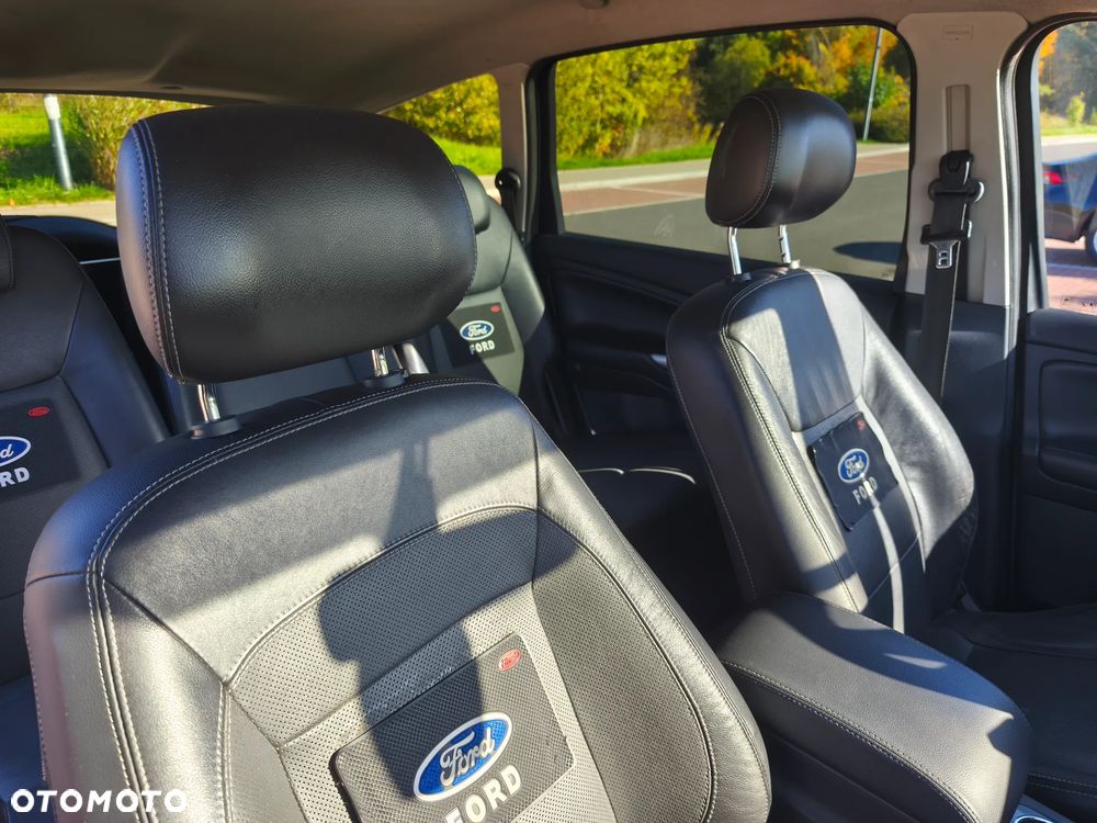 Ford S-Max - 10