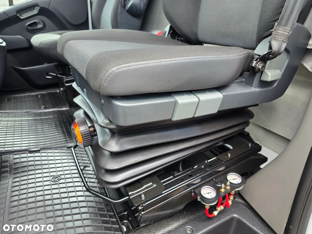 Renault Master 10 EP niski przebieg, ASO GWARANCJA ,2024r , Salon PL , bezwypadkowy , BURTO FIRANA ,poduszki pneumatyczne tylnej osi, DRZWI TYLNE - 4
