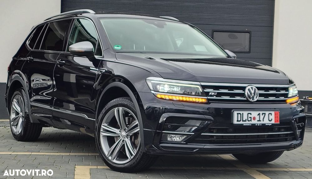 Volkswagen Tiguan - 1