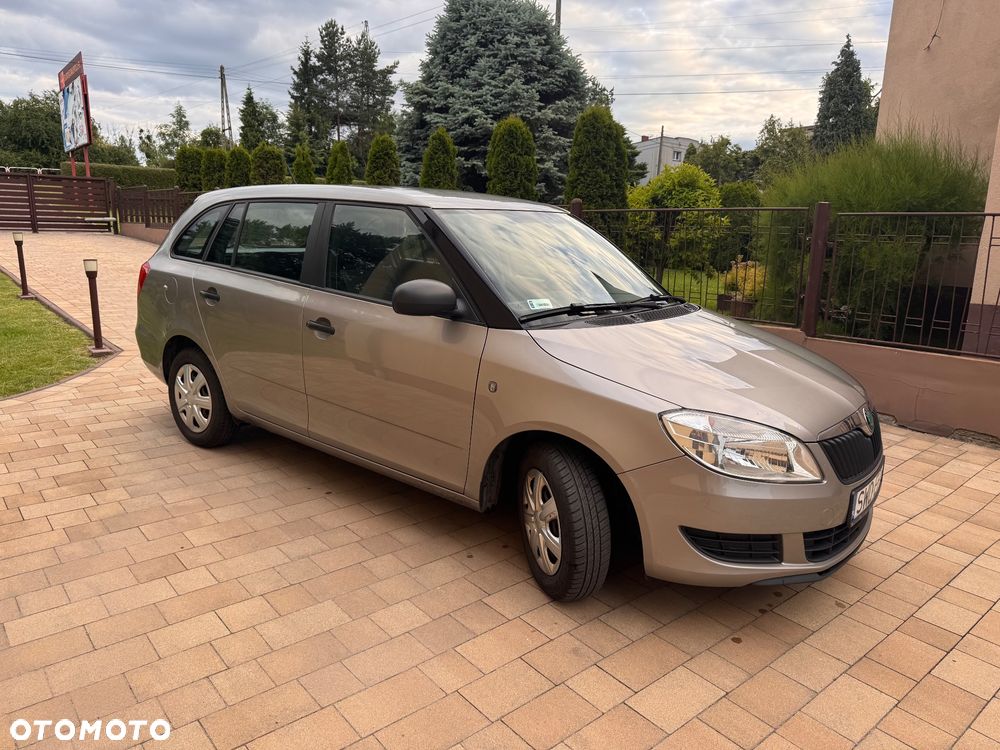 Skoda Fabia 1.2 TSI Active - 2