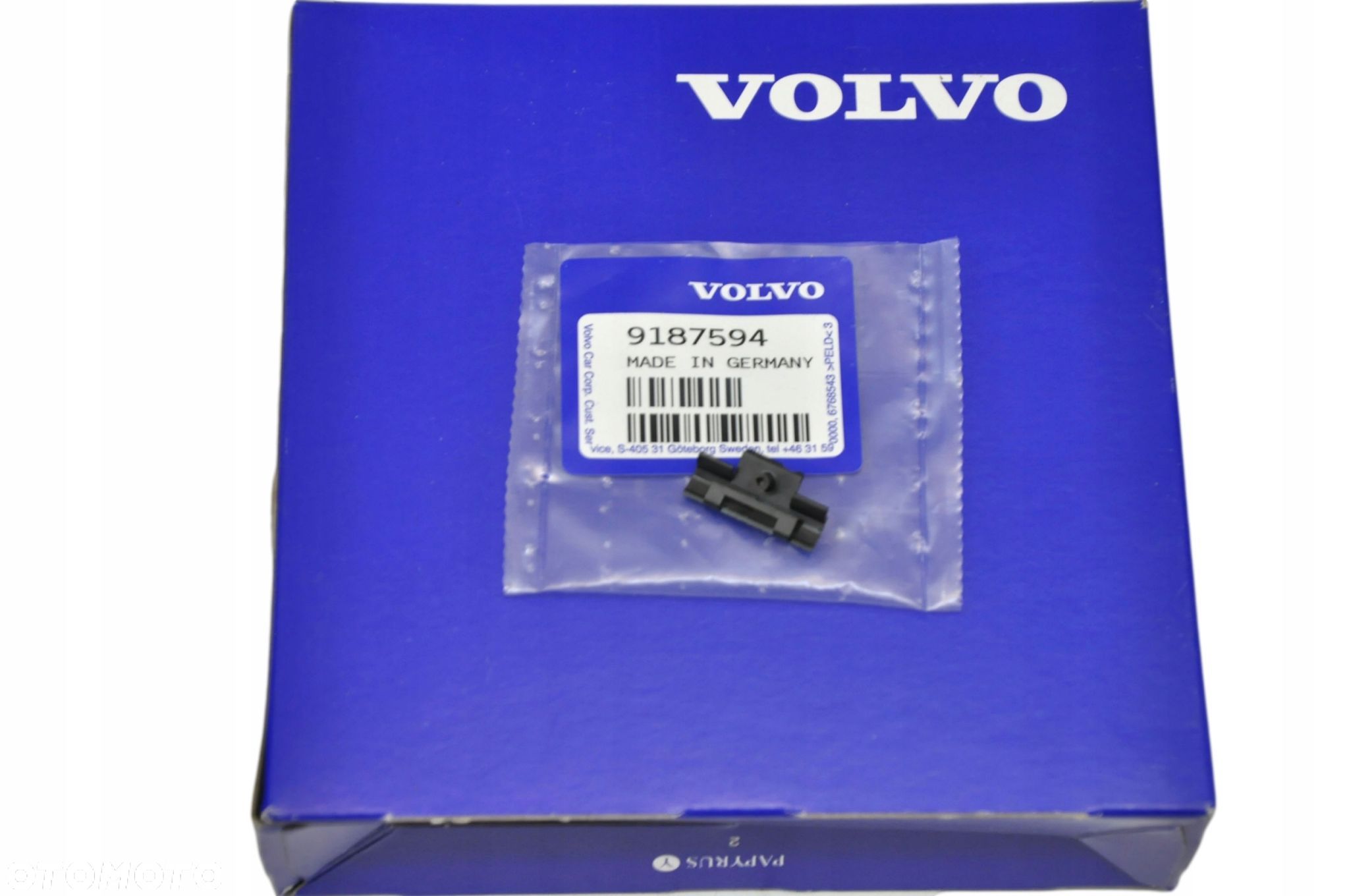 VOLVO S80 spinka klips listwy zgarniajacej drzwi - 1