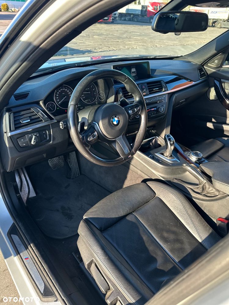BMW Seria 3 328i - 7