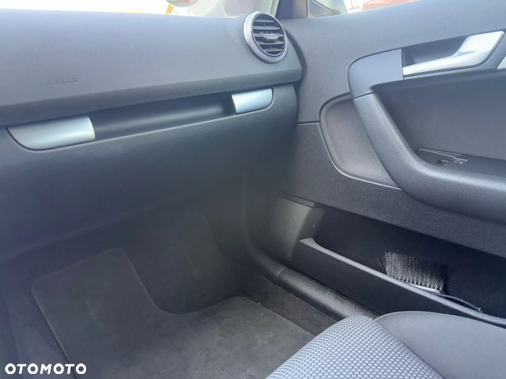 Audi A3 Sportback 1.2 TFSI Ambiente - 20
