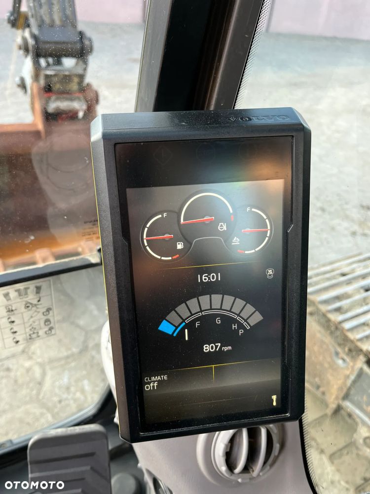 Volvo EC220EL - 13