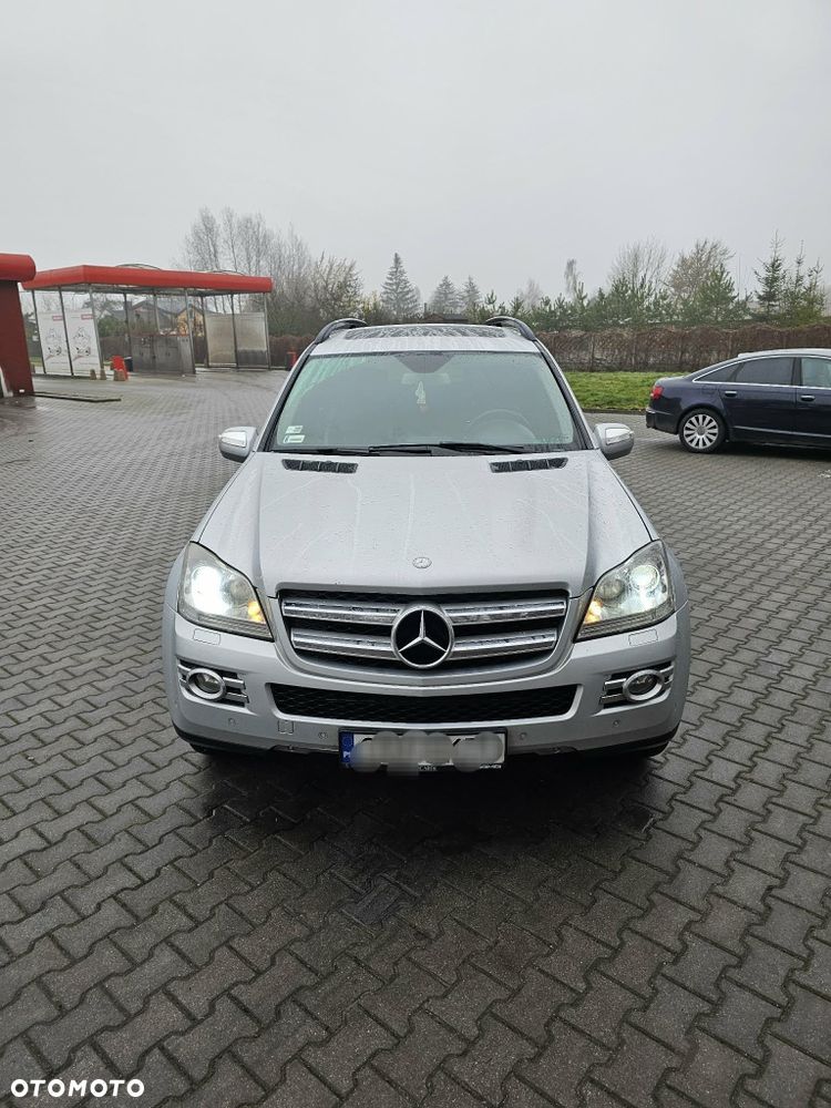 Mercedes-Benz GL - 7