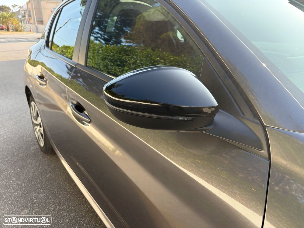 Peugeot 208 1.2 PureTech Active Pack - 23