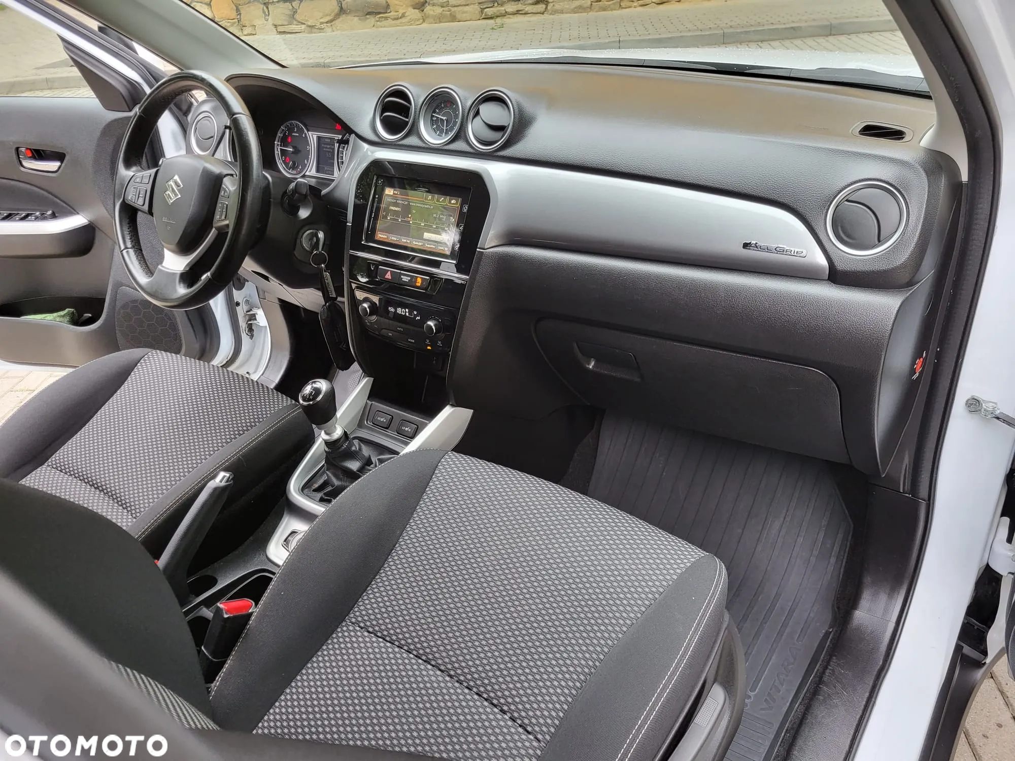 Suzuki Vitara 1.6 DDiS (4x4) Allgrip Comfort+ - 18