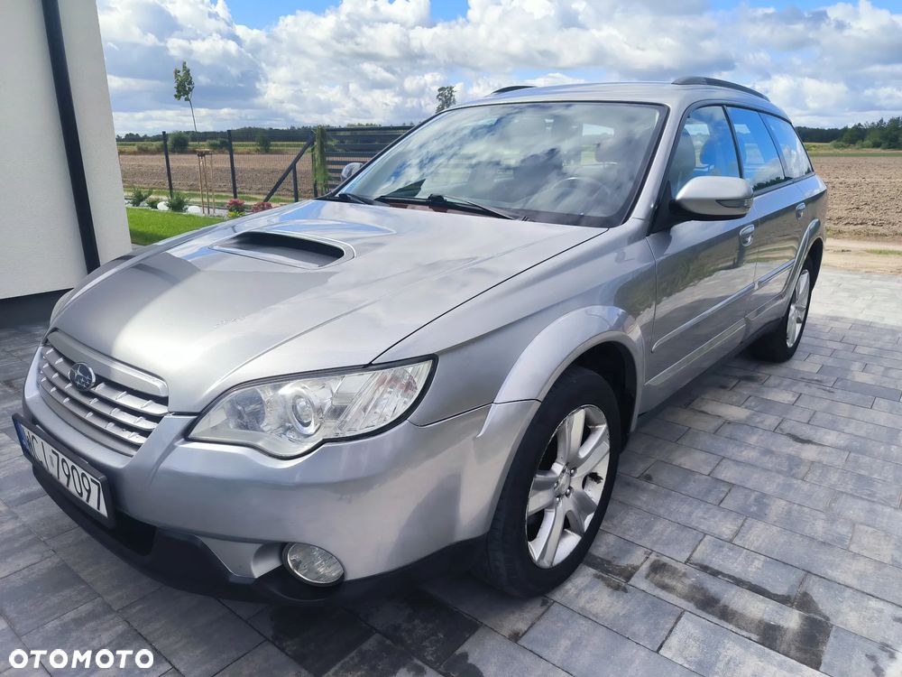 Subaru Outback 2.0D RC 000 - 1