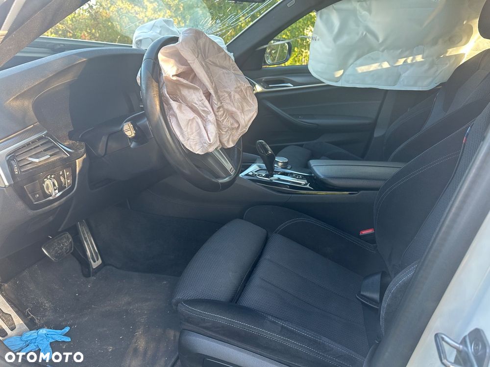 BMW Seria 5 - 12