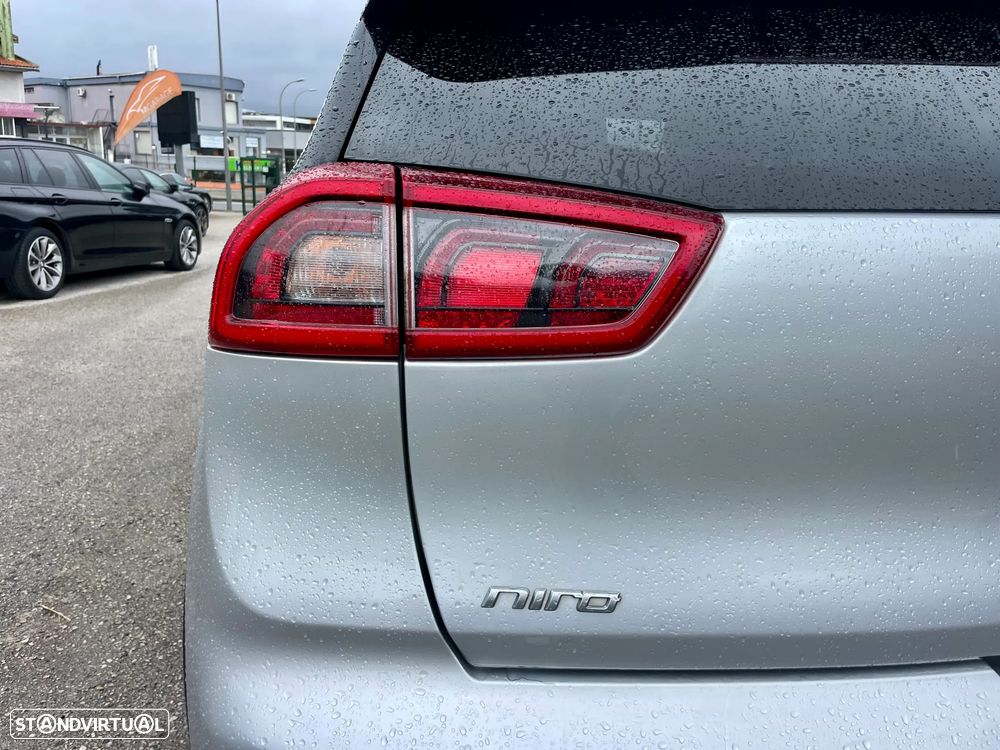 Kia Niro 1.6 GDi HEV EX - 26