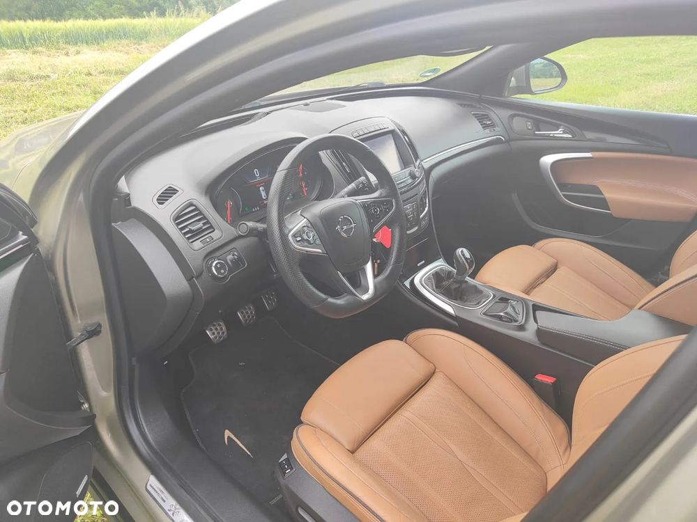 Opel Insignia 2.0 ECOTEC DI Turbo 4x4 Country Tourer ec - 19