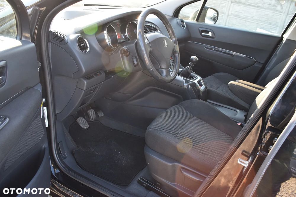 Peugeot 5008 2.0 BlueHDi Active - 5