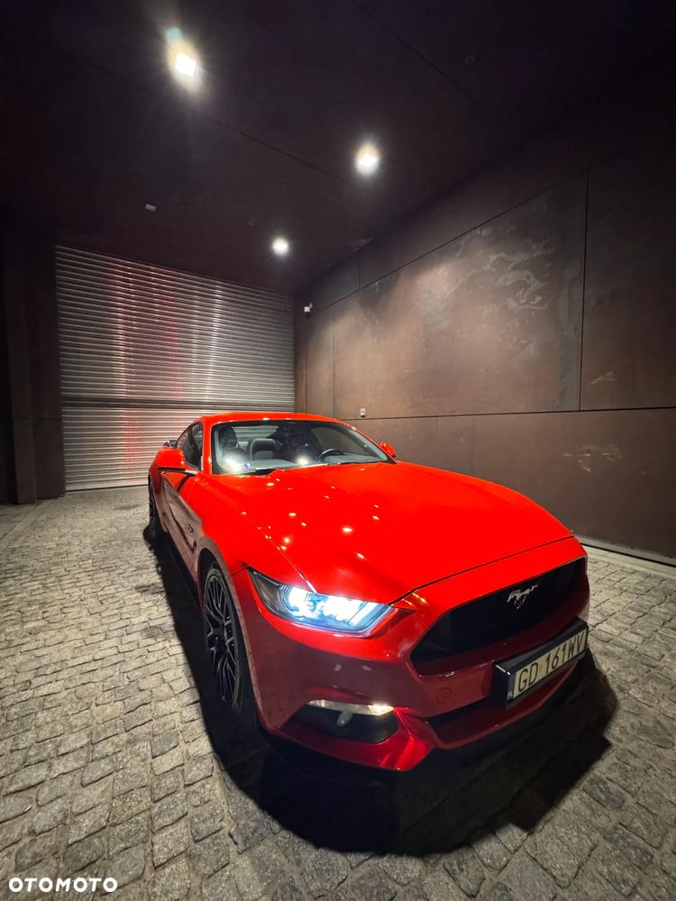 Ford Mustang - 1