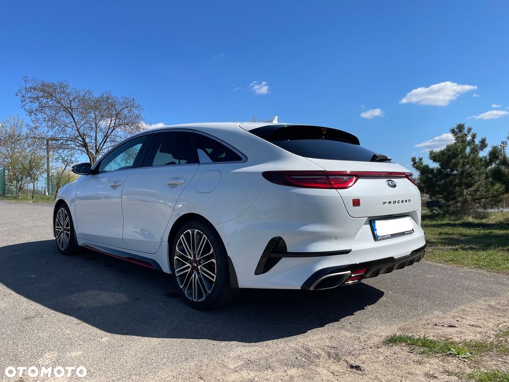 Kia ProCeed - 4
