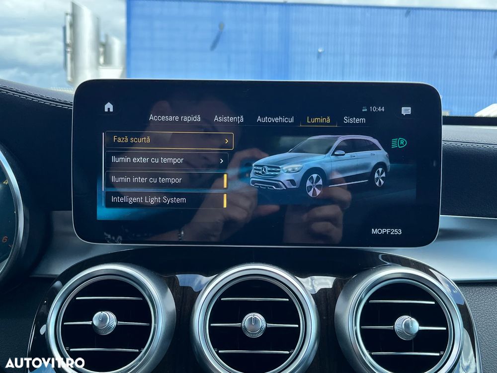 Mercedes-Benz GLC 220 d 4MATIC - 30