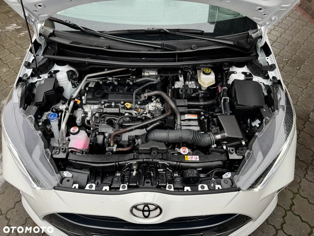 Toyota Yaris - 10