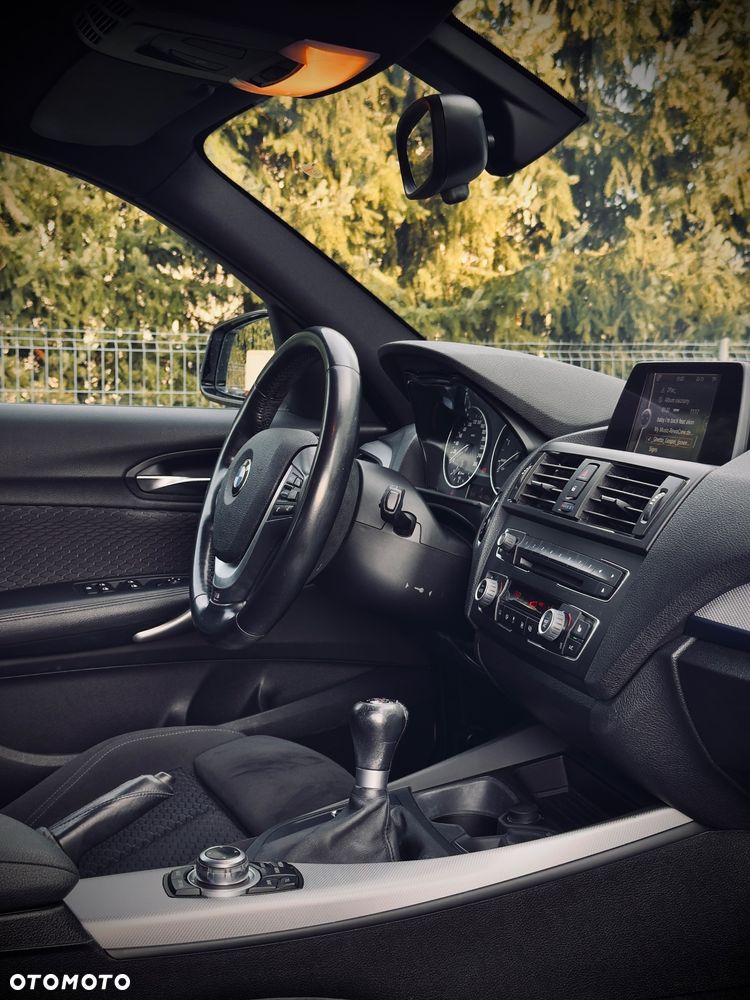 BMW Seria 1 118d Sport Line - 9