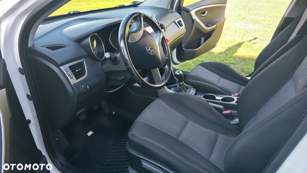 Hyundai i30 1.4 Classic - 7