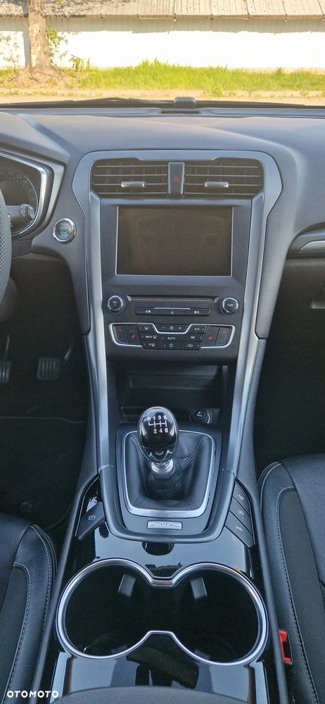Ford Mondeo 2.0 TDCi Titanium - 21