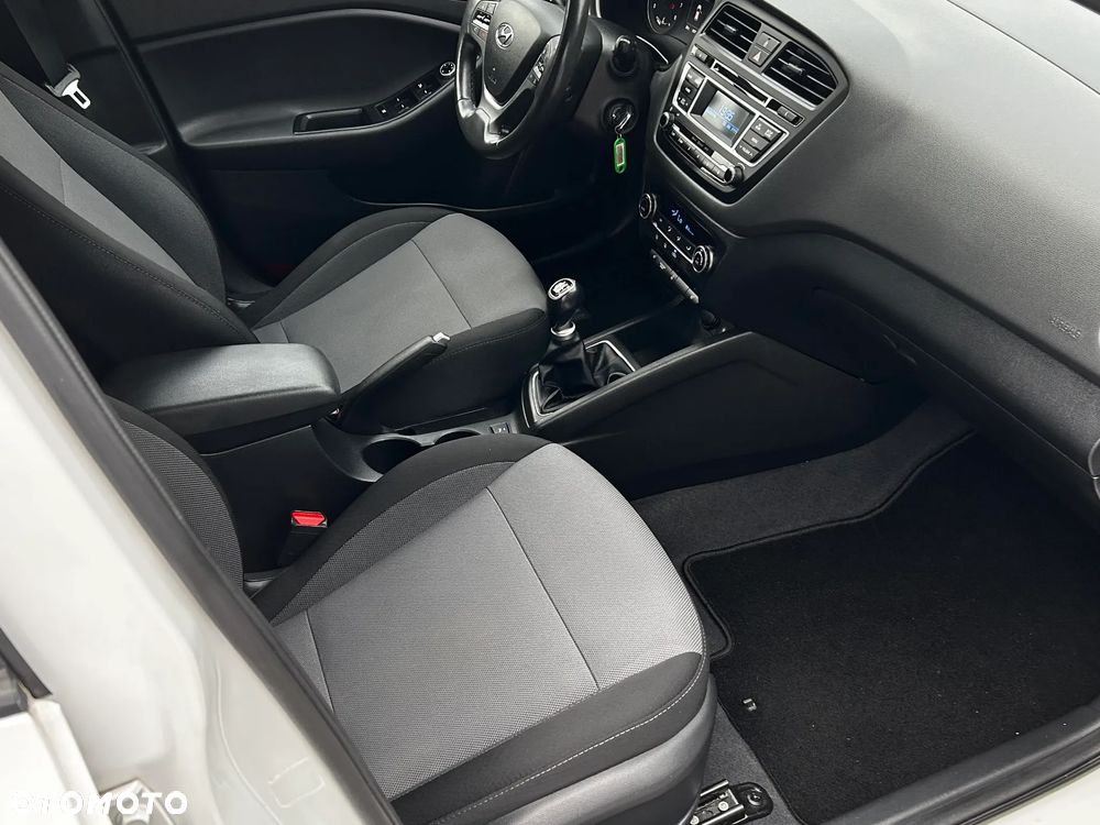 Hyundai i20 1.2 Passion Plus - 7