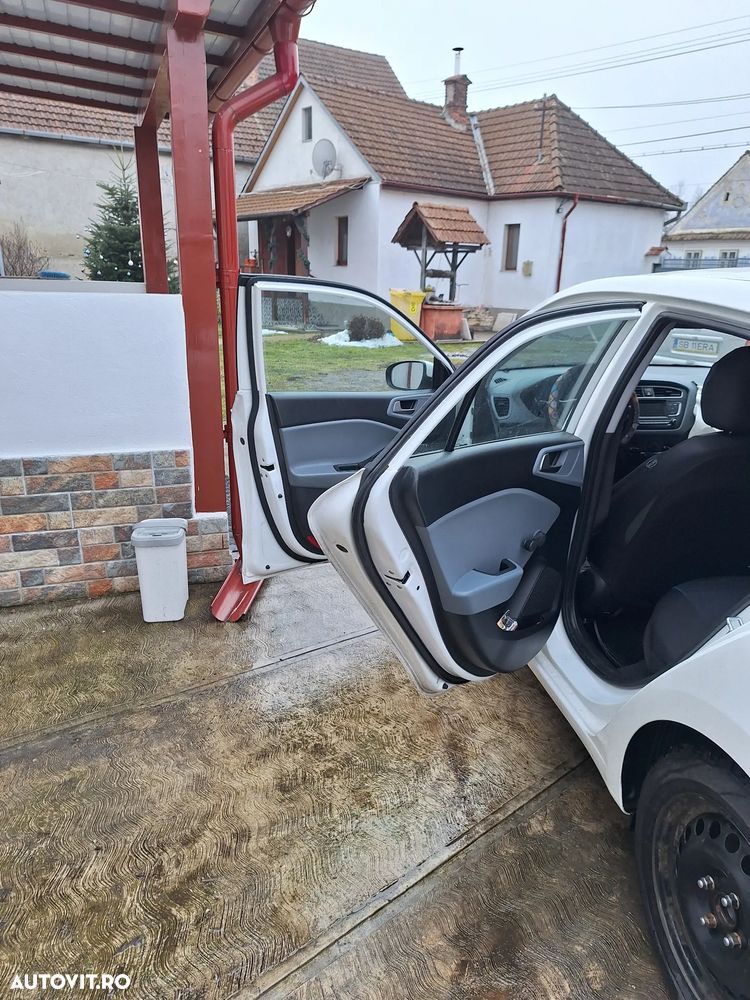 Hyundai i20 1.25 84CP M/T Comfort - 6