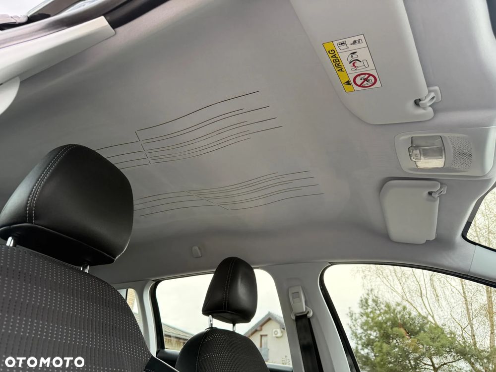 Peugeot 2008 PureTech 110 Stop&Start EAT6 Allure - 19