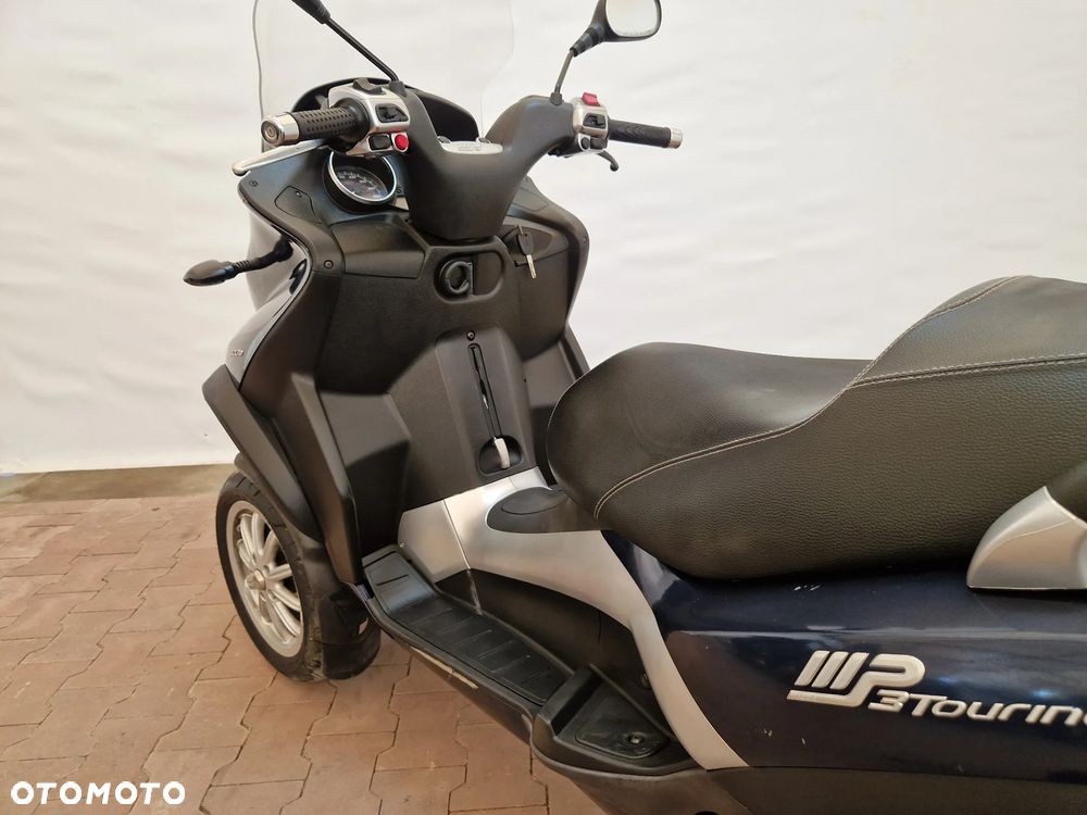 Piaggio MP-3 - 31