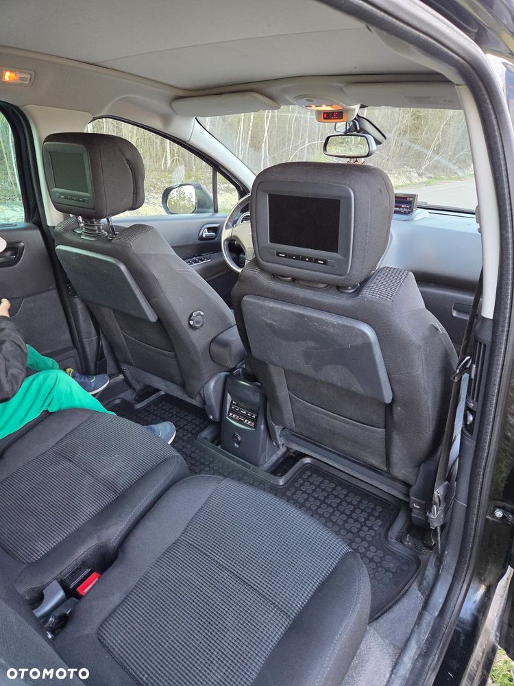 Peugeot 5008 1.6 THP Active 7os - 17