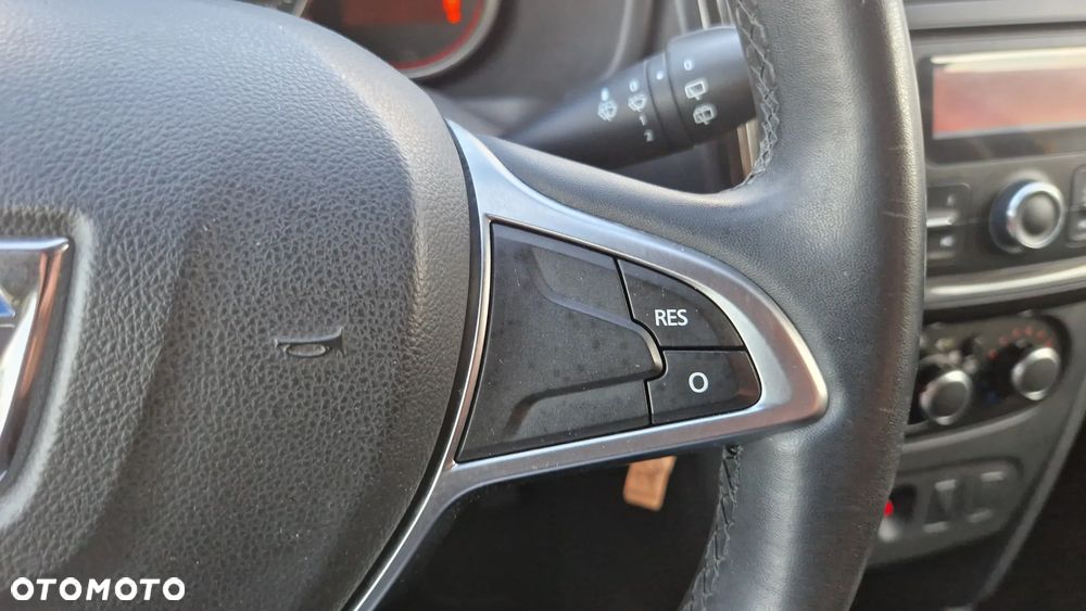 Dacia Logan TCe 90 (S&S) Comfort - 17