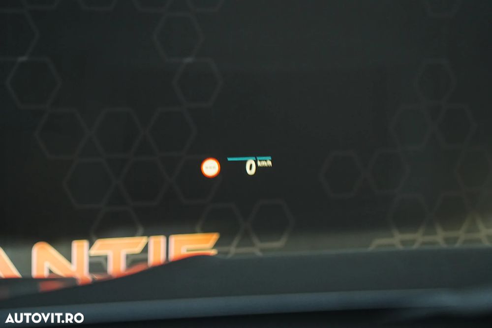 BMW Seria 3 320i AT - 36