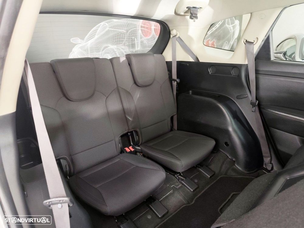 Kia Carens 1.7 CRDi ISG TX - 16